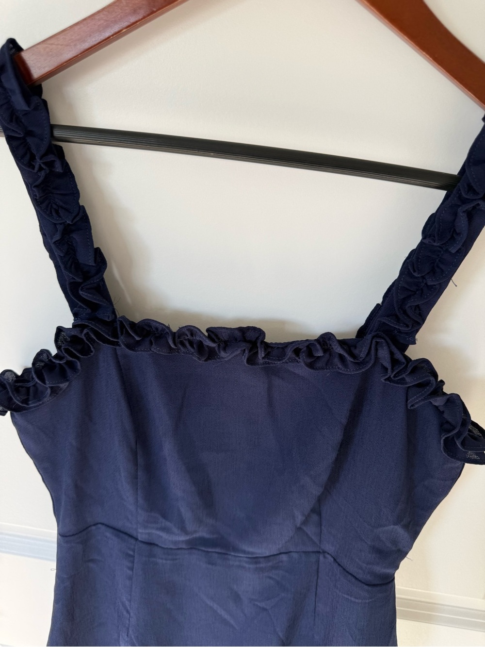 Superdown Mini Ruffle Square Neck Dress Size Small - Picture 2 of 4